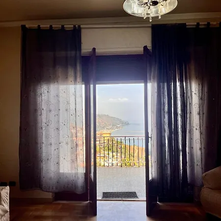 Sea View Serenity 公寓